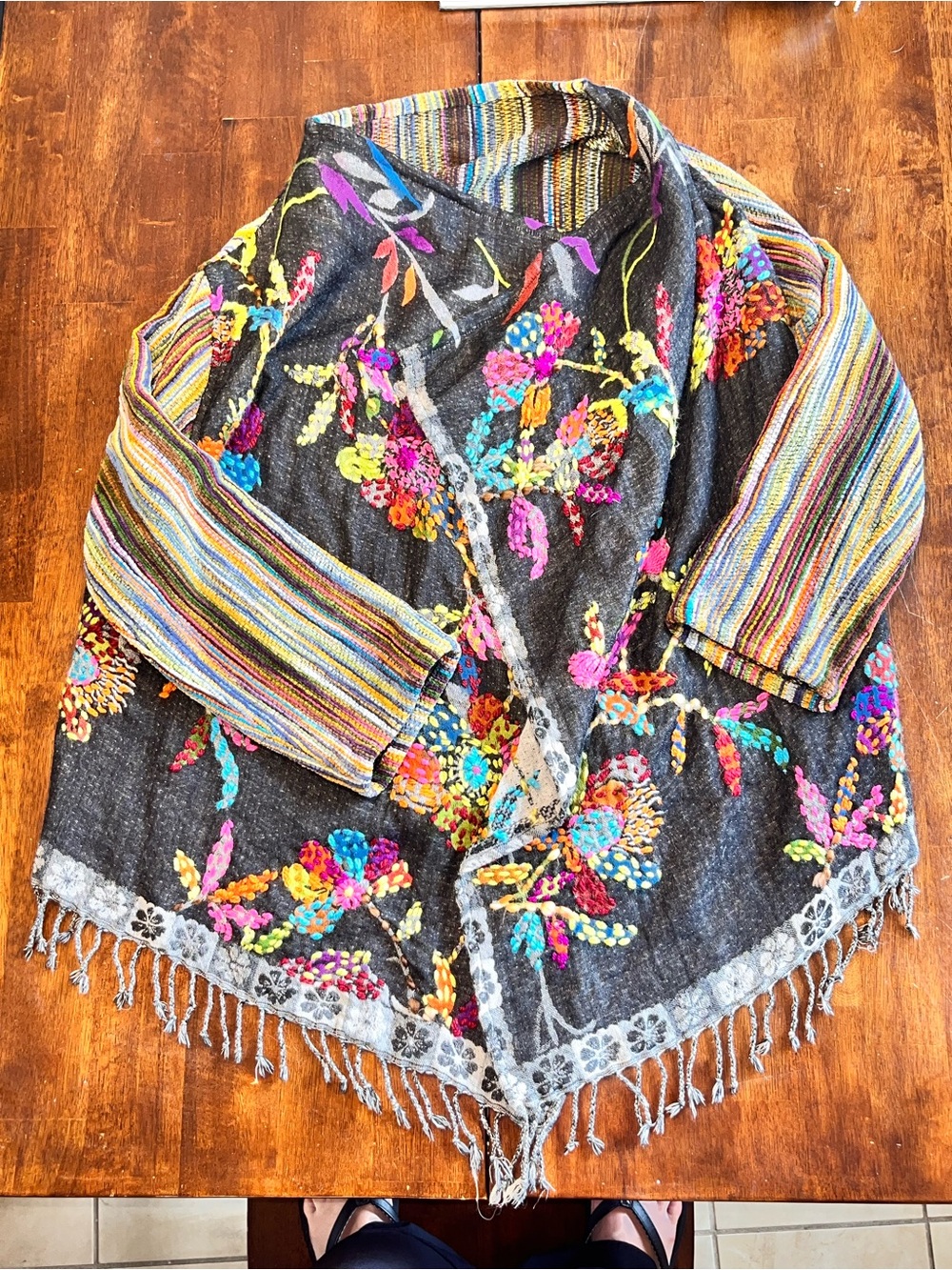 Anu embroidered open cardigan boho art to wear Lagenlook large/XL wool blend